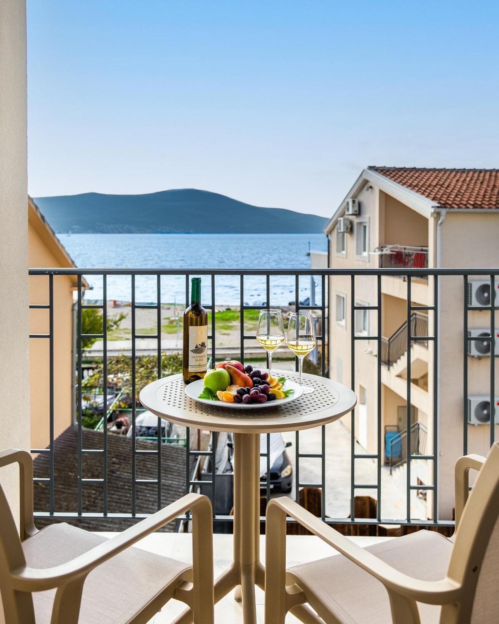 Boutique Hotel Villa Royal Tivat Exterior foto