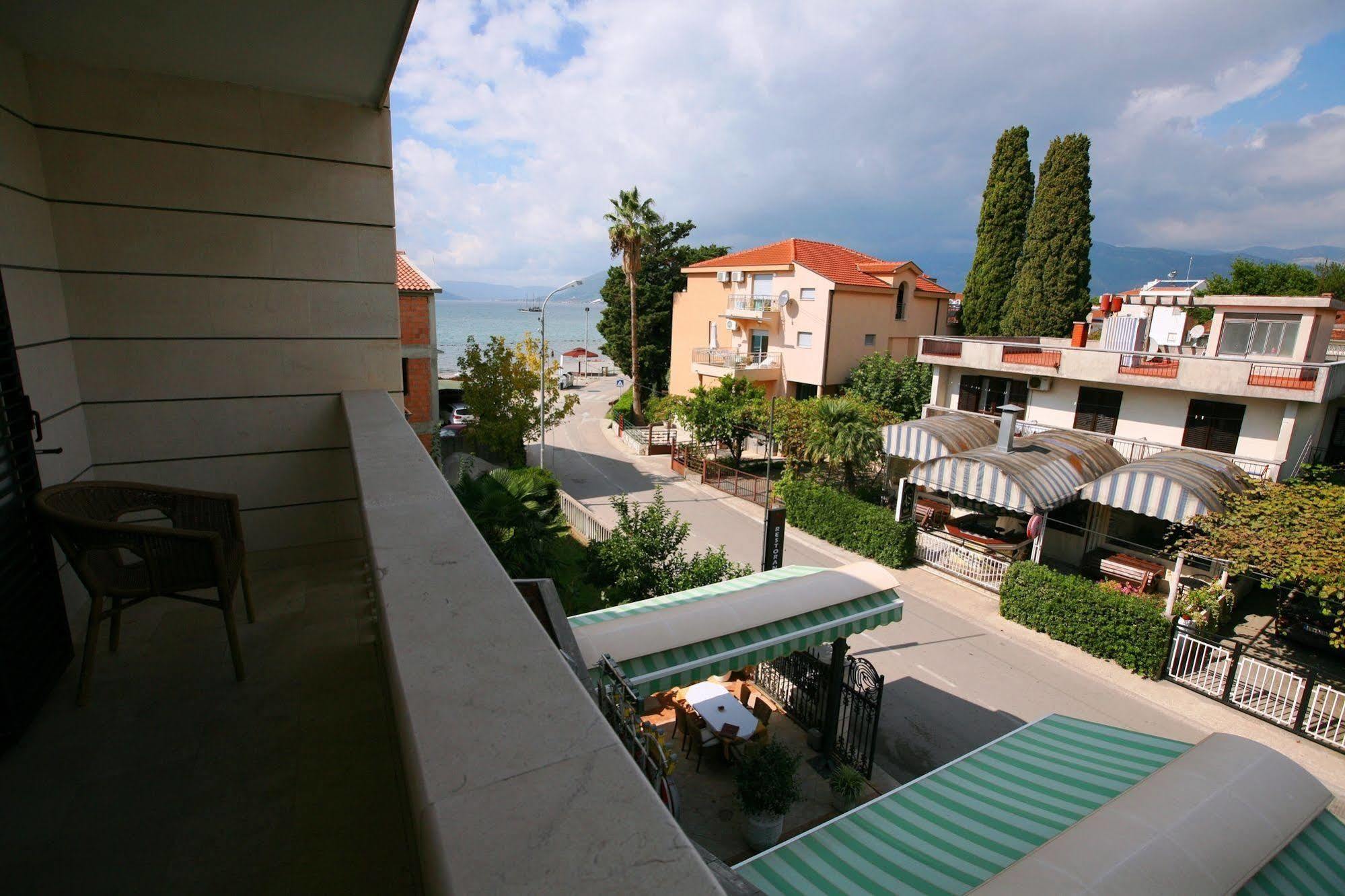 Boutique Hotel Villa Royal Tivat Exterior foto